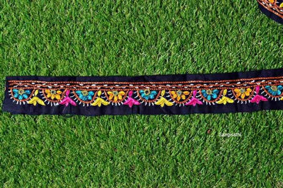 Kutch Paako and Ahir Embroidered Border - SSEthnics – alternate view