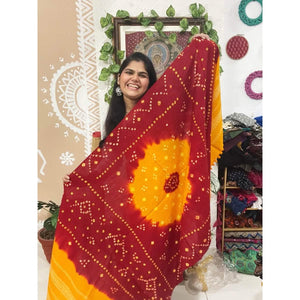 Maroon Woollen Bandhani Shawl