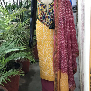 Bandhani Cotton Designer Suit with Pen Kalamkari