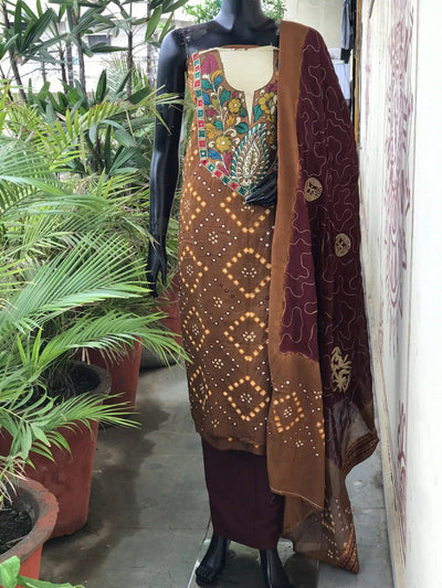 Bandhani Cotton Designer Suit with Pen Kalamkari – alternate view