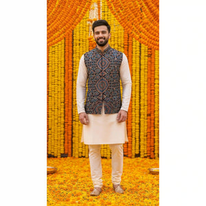 Traditional Indian men’s cotton koti with artisan craft