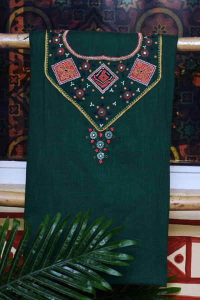 Green Embroidered Digital Print Dupatta Set - SSEthnics