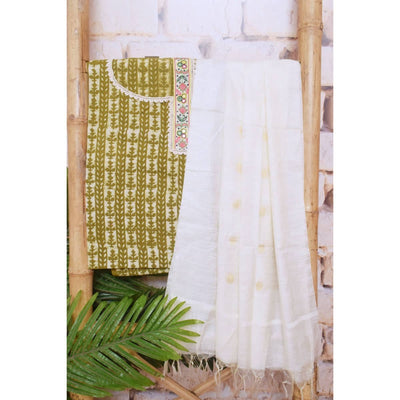 Green Dabu Cotton Embroidered Customised Set - SSEthnics