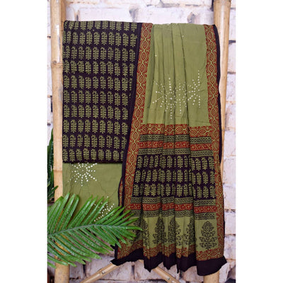 Bagh Cotton Suit with Bandhani - SSEthnics