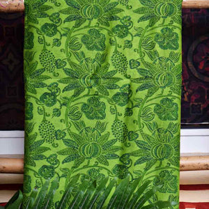 Green Block Printed Maheshwari Silk Two Piece Set - SSEthnics