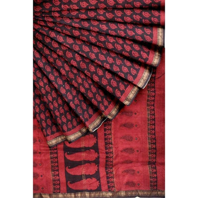 Red Bagh Maheshwari Silk Block Print Saree - SSEthnics